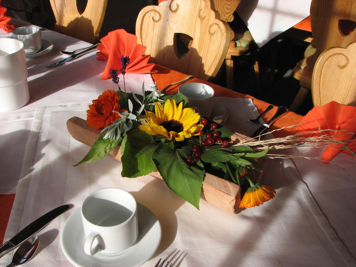 Hotel Gravas Lodge - Das Hotel Fuer Gaeste Mit Hund Vella ภายนอก รูปภาพ