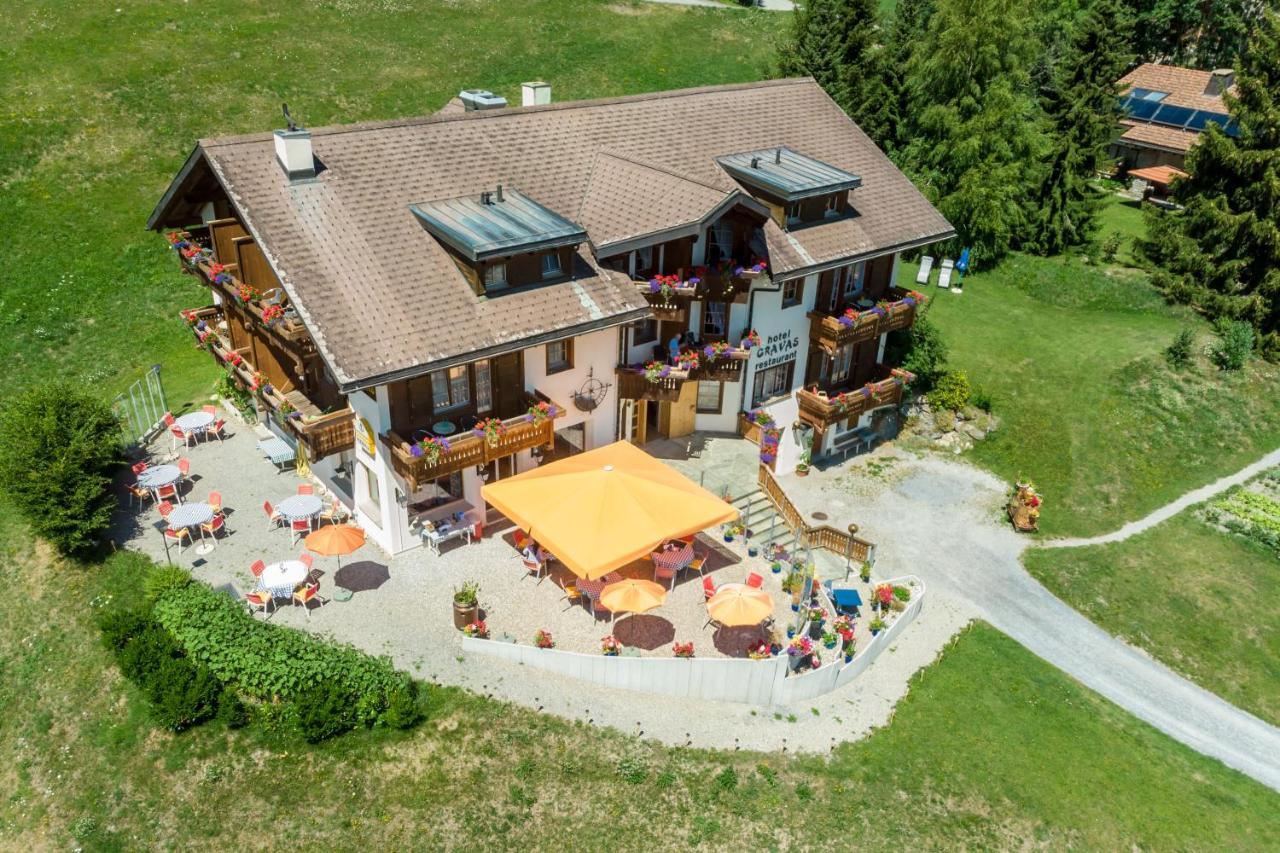 Hotel Gravas Lodge - Das Hotel Fuer Gaeste Mit Hund Vella ภายนอก รูปภาพ